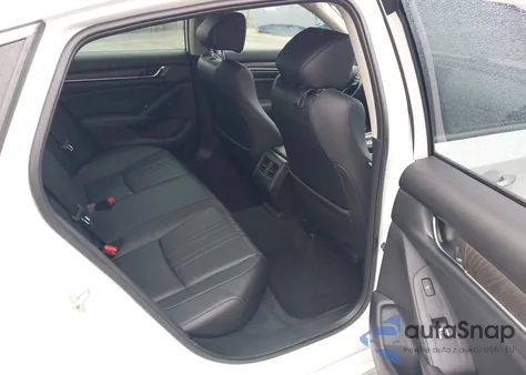 2019 Honda Accord Touring 2.0T z USA, uszkodzony, nr VIN 1HGCV2F99KA035361